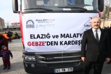 Elazığ Yardım TIR’ı Gebze’den Dualarla Uğurlandı