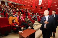 Hatice Kübra Tongar Gebzelilerle buluştu