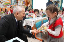 Kaymakam Güler ve Başkan Büyükgöz M. Alp Tiryakioğlu İlkokulu’nda