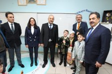 Kaymakam Güler ve Başkan Büyükgöz M. Alp Tiryakioğlu İlkokulu’nda