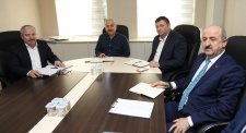 Başkan Büyükgöz müdürlerini topladı