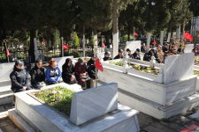 Başkan Büyükgöz’den Şehitlik Ziyareti