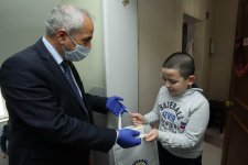 Başkan Büyükgöz’den Gazi Çocuklarına Hediyeler   