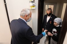 Başkan Büyükgöz’den Gazi Çocuklarına Hediyeler   