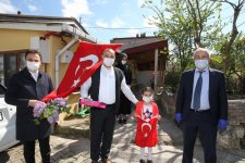 Başkan Zinnur Büyükgöz’den  Çocuklara 23 Nisan Hediyeleri