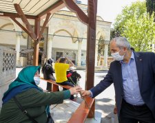 Başkan Büyükgöz 65 Yaş Üstünü Unutmadı