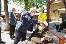 Başkan Büyükgöz 65 Yaş Üstünü Unutmadı