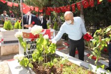 Başkan Büyükgöz’den Arife Günü Ziyaretleri