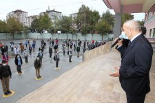 Kaymakam Güler ve Başkan Büyükgöz bayrak törenine katıldı