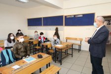 Başkan Büyükgöz  Yıldırım Beyazıt’ta Bayrak Törenine Katıldı