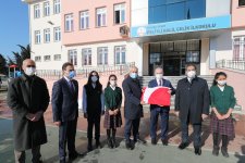 Kaymakam Güler ve Başkan Büyükgöz  Pelitli’de Bayrak Töreninde