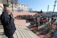 Kaymakam Güler ve Başkan Büyükgöz  Pelitli’de Bayrak Töreninde