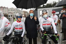 Başkan Büyükgöz Çanakkale’ye Uğurladı