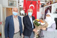 Başkan Büyükgöz’den Anneler Günü Ziyaretleri