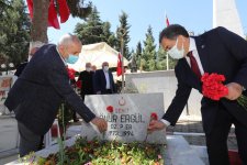 Arife Günü Şehitlik Ziyareti