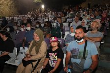 ESKİHİSAR KÜLTÜR SANAT AKŞAMLARI KALE´DE BAŞLADI