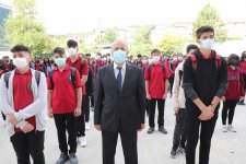 Başkan Büyükgöz öğrencilerin heyecanına ortak oldu