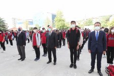 Başkan Büyükgöz öğrencilerin heyecanına ortak oldu