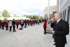 Başkan Büyükgöz öğrencilerin heyecanına ortak oldu