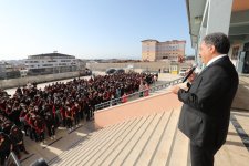 Kaymakam Güler ve Başkan Büyükgöz Bayrak Törenine Katıldı