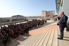 Kaymakam Güler ve Başkan Büyükgöz Bayrak Törenine Katıldı