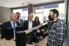 Başkanlardan H. Halil’de esnaf turu
