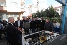 Başkanlardan Arapçeşme’de Esnaf Ziyaretleri