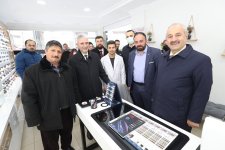 Başkanlardan Akse’de Esnaf Ziyaretleri