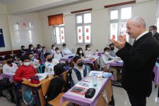 Kaymakam Güler ve Başkan Büyükgöz Yeni Haftaya Okul Ziyaretiyle Başladı