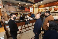 Başkanlar esnaf turu  için Yenikent’te