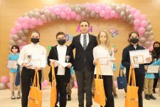 Gebzeli öğrencilere karneleri protokolden