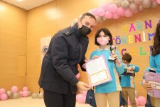 Gebzeli öğrencilere karneleri protokolden