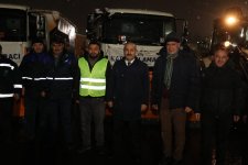 Gebze’de karla mücadele çalışmaları sürüyor