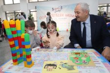 Başkan Büyükgöz Karne Şenliklerinde