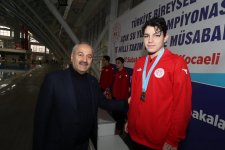 Başkan Büyükgöz Gençlerin ve Sporcuların Her Zaman Yanında