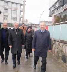 Başkanlardan İstasyon’da Esnaf Turu