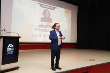 Gebzeli Gençlere Dijital Gençlik ve Değerler Konferansı