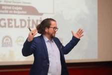 Gebzeli Gençlere Dijital Gençlik ve Değerler Konferansı