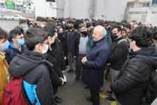 Büyükgöz’den öğrencilere  hediye spor malzemeleri  