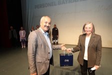 Başkan Büyükgöz, Mesai Arkadaşlarıyla Bayramlaştı