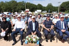 Başkan Büyükgöz’den;Gebzeli çiftçilere fide desteği