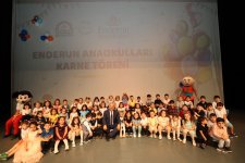 Enderunlu Minikler Karnelerine Kavuştu