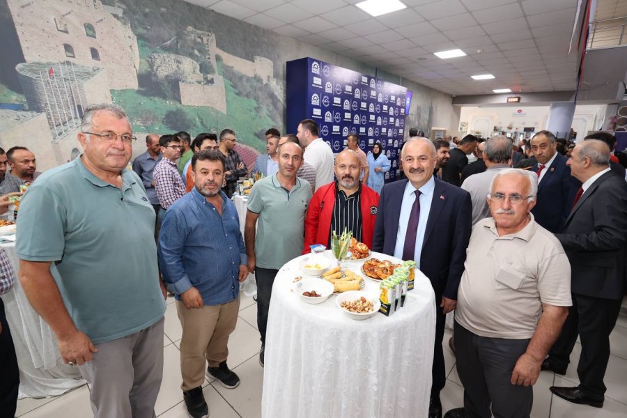 Gebze Belediyesi Hizmet ve Yatırım Dönem Toplantısında Konuşan Başkan BÜYÜKGÖZ: