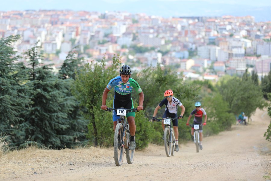 Gebze Uluslararası Dağ Bisikleti Kupası’nda Nefesler Kesildi