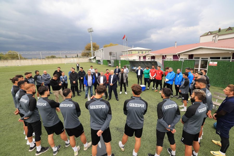 Başkan Büyükgöz’den Mor Menekşe’ye Moral Ziyareti