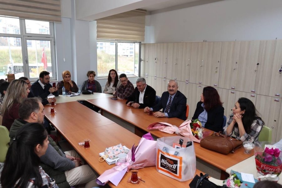 Gebze’deki Tüm Öğretmenlere Özel Tebrik