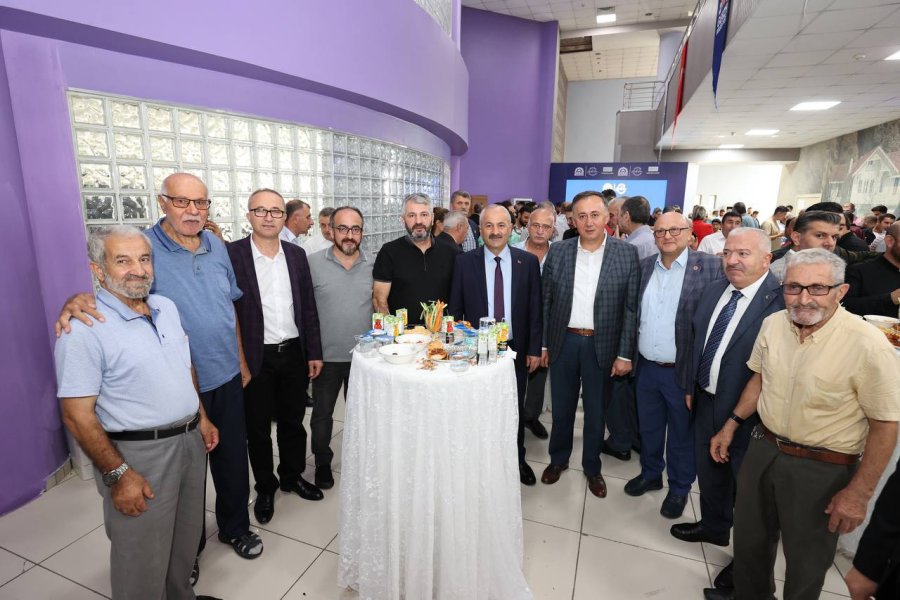 Gebze Belediyesi Hizmet ve Yatırım Dönem Toplantısında Konuşan Başkan BÜYÜKGÖZ: