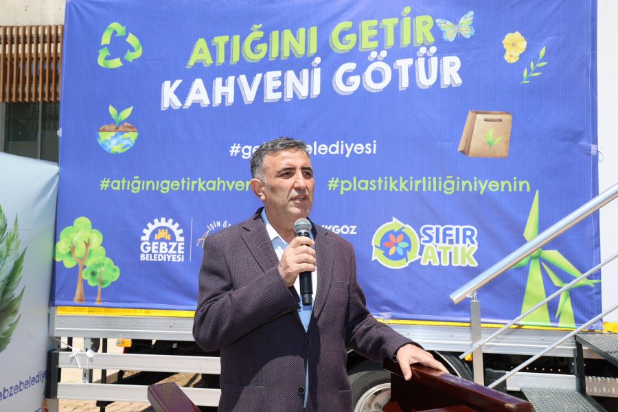 Gebze Belediyesi’nden Çevre Haftasına Özel Etkinlik: “Atığını Getir, Kahveni Götür”
