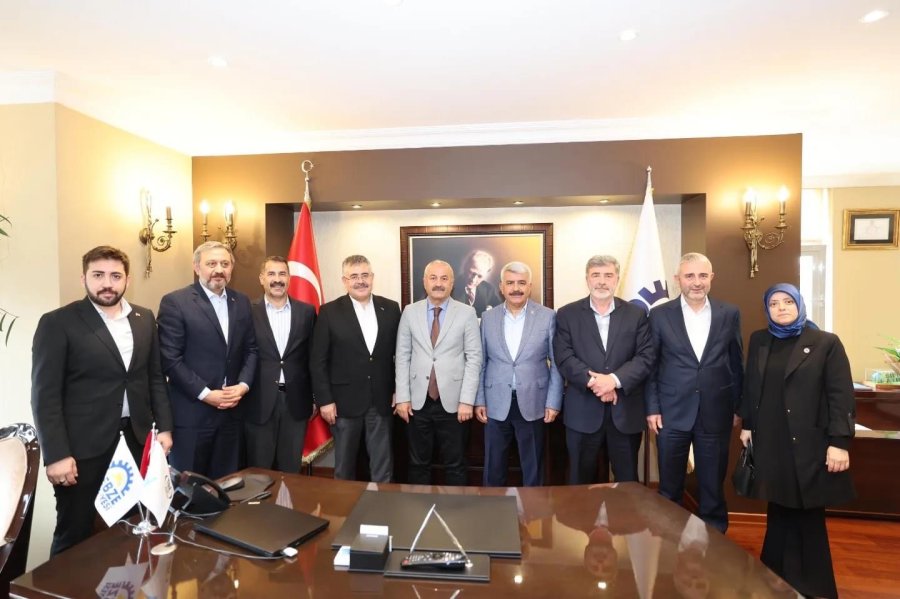Başkan Büyükgöz’e AK Parti’den Ziyaretler 