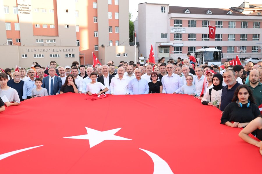 Gebze’de 15 Temmuz Coşkusu